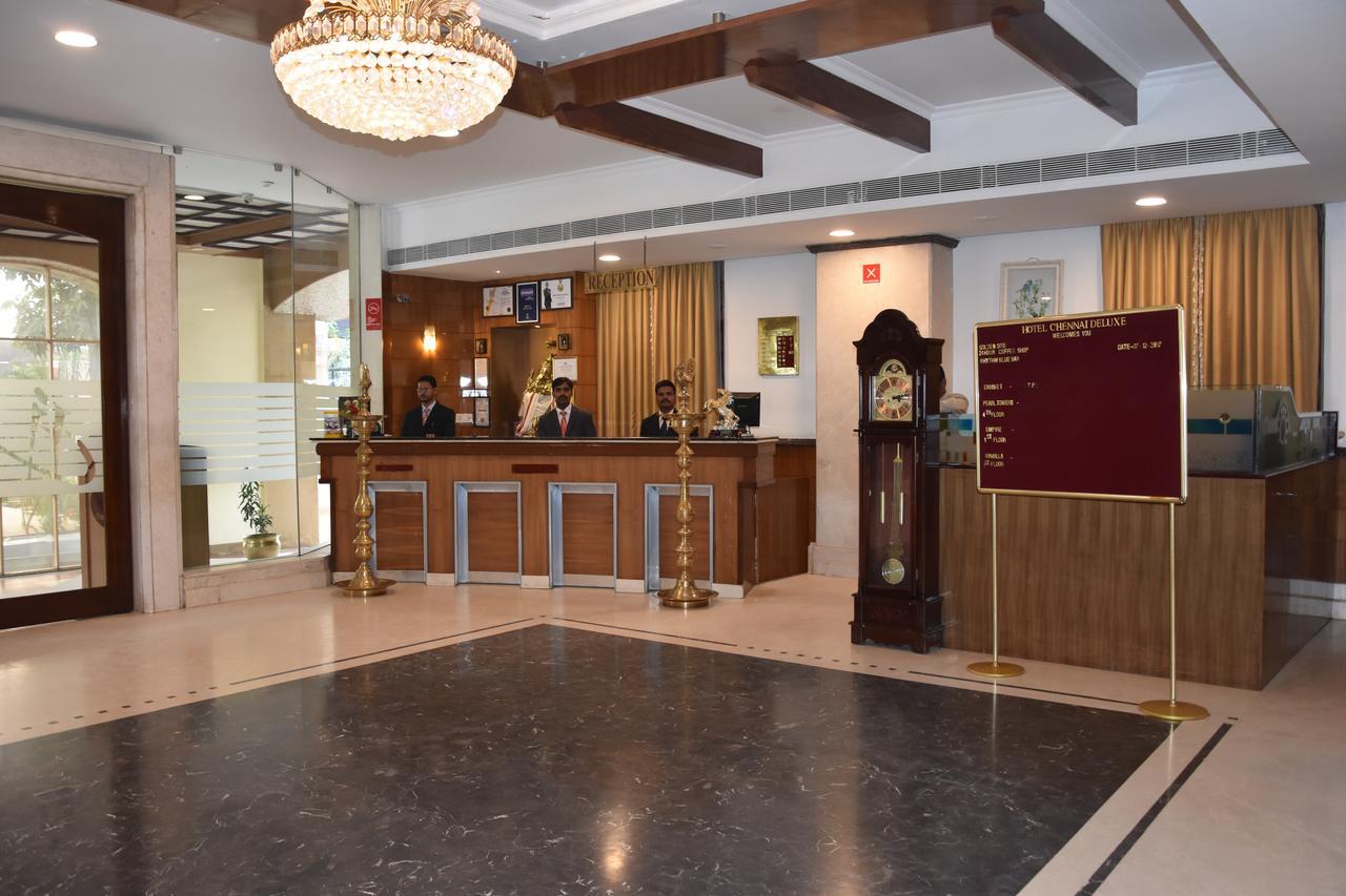 Ulo Chennai Deluxe Hotel Exterior photo